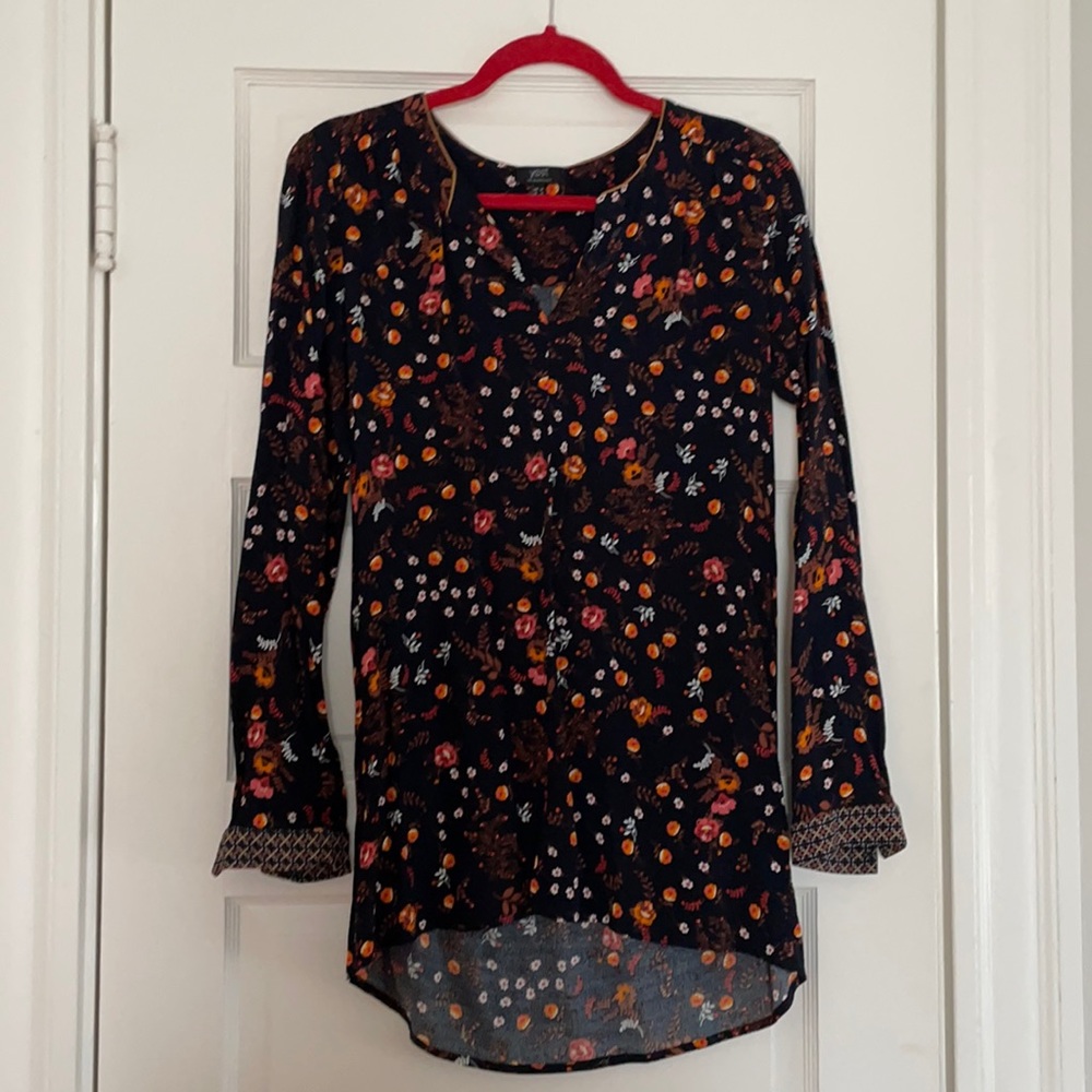 Yest floral multi colored tunic